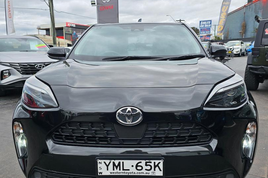 2022 Toyota Yaris Cross MXPB10R GX SUV Image 8