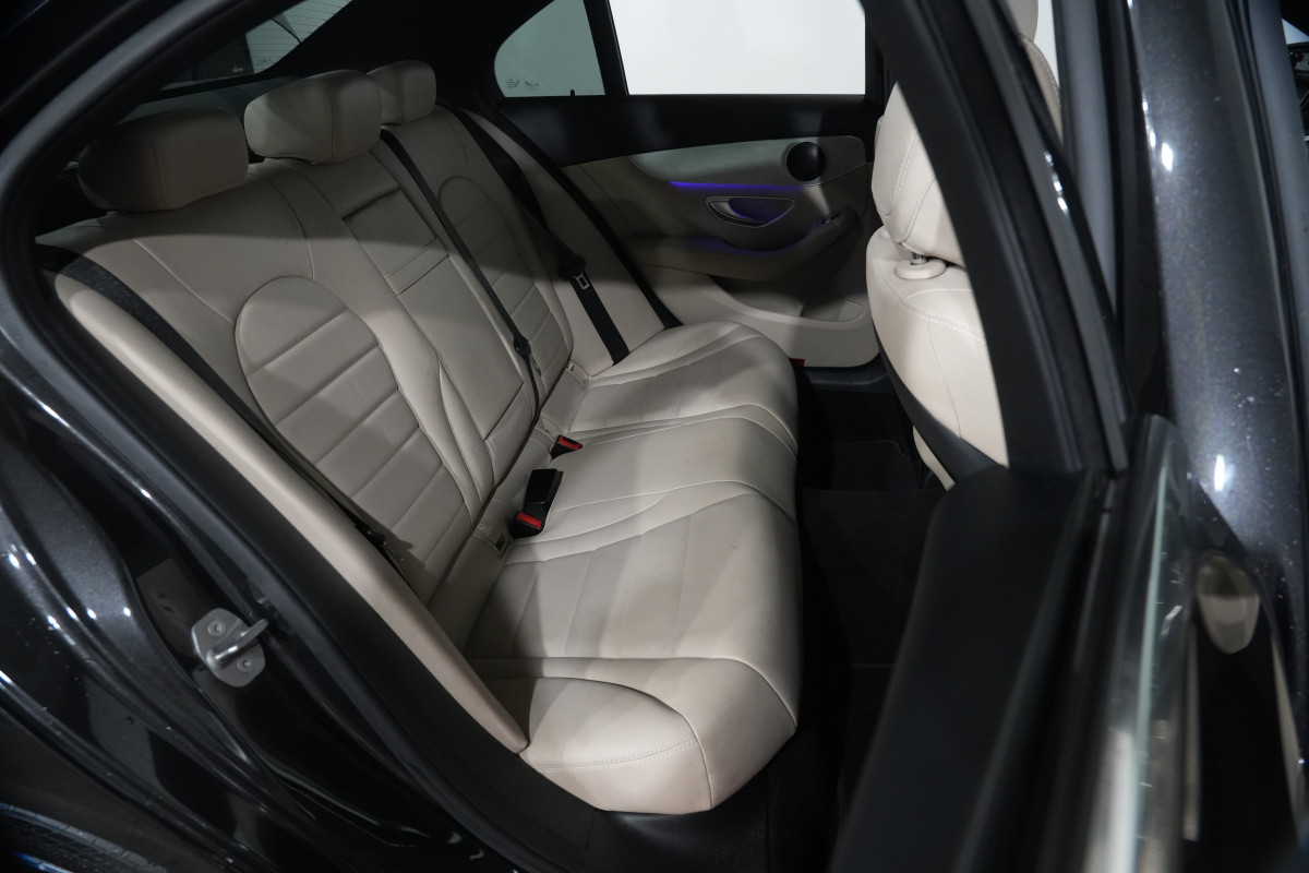 2020 Mercedes-Benz C-Class C300 Sedan