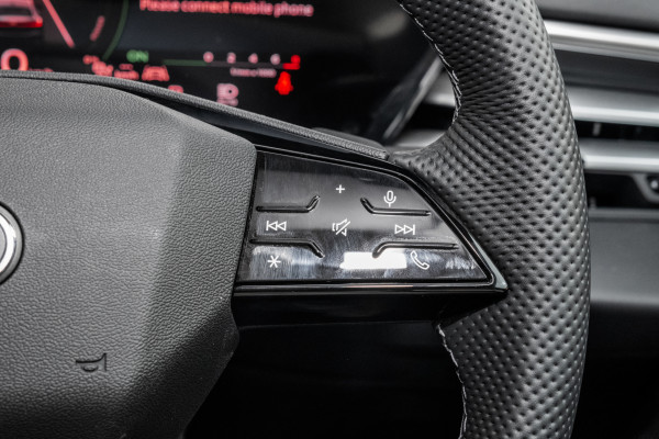 2025 Audi A5 B10 e-hybrid S-Line Sedan image 12
