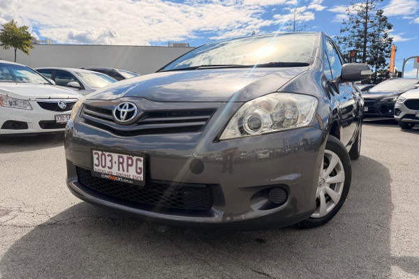 2011 Toyota Corolla ZRE152R Ascent Hatch Image 2