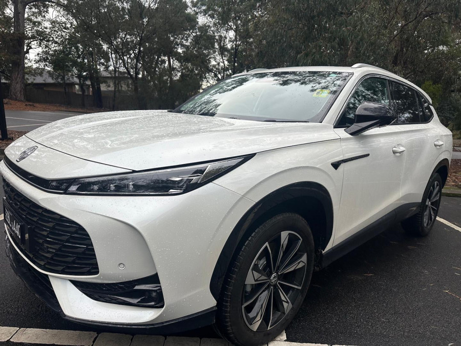 2025 MG HS AS33H Essence Hybrid+ SUV Image 2