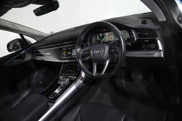2022 Audi Q7 4M 45 TDI SUV Image 11