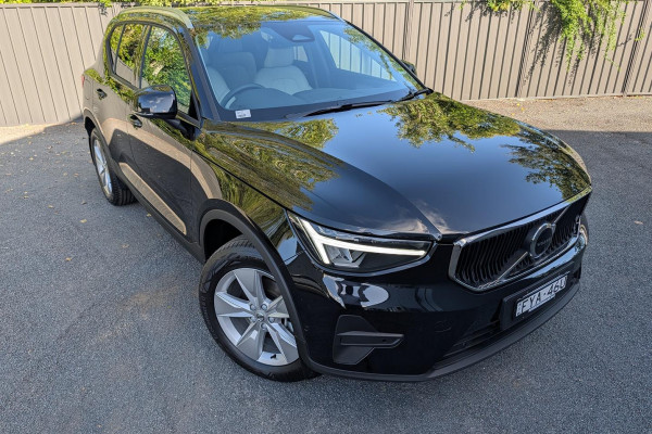 2025 MY26 Volvo XC40 XZ Plus B4 SUV Image 2