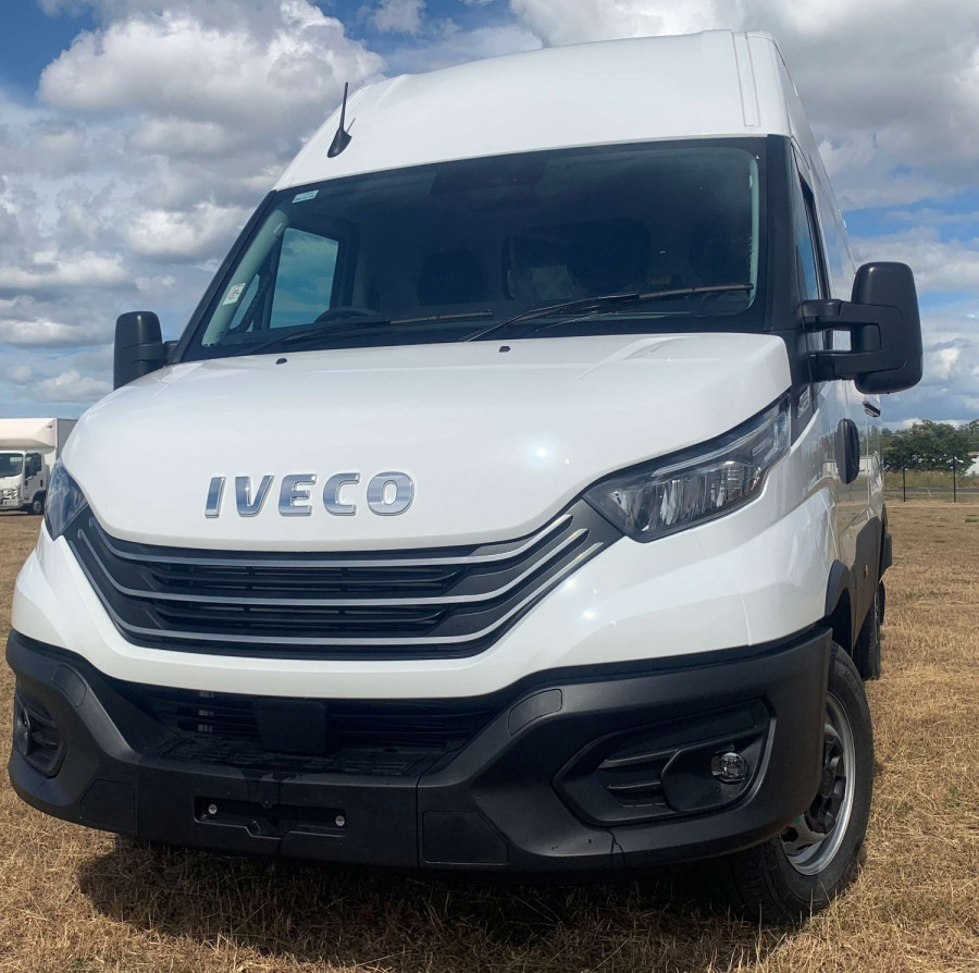 2025 Iveco Daily Van Van Image 3