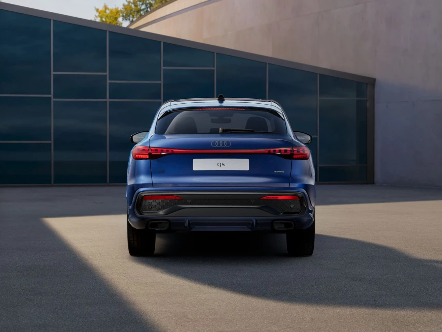 2026 MY25 Audi Q5 GU e-hybrid 270kW Hatch Image 4