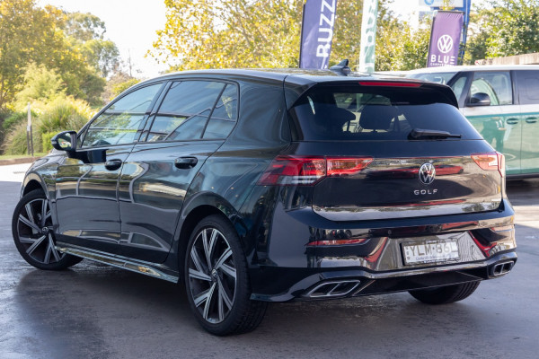 2024 Volkswagen Golf 8 110TSI R-Line Hatch
