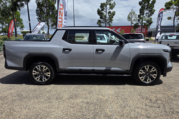 2025 LDV Terron 9 EKK1C Evolve Ute Image 2