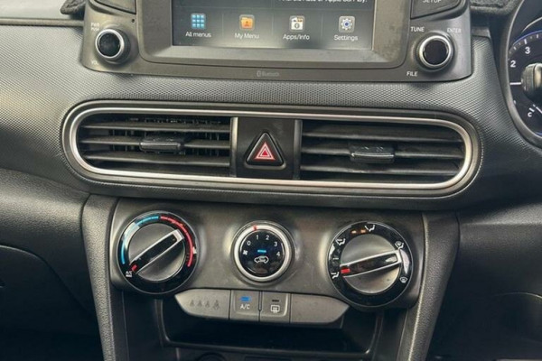 2020 Hyundai KONA OS.3 Active SUV Image 19