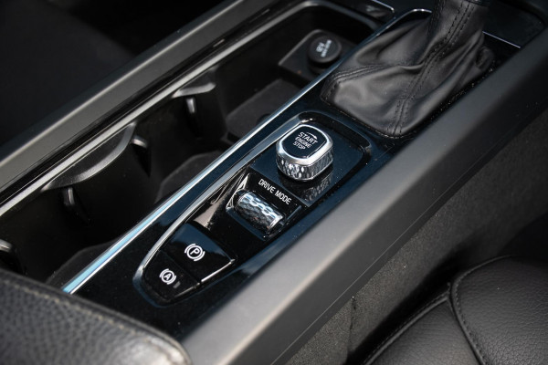 2019 MY20 Volvo S60 Z Series T5 Momentum Sedan image 14