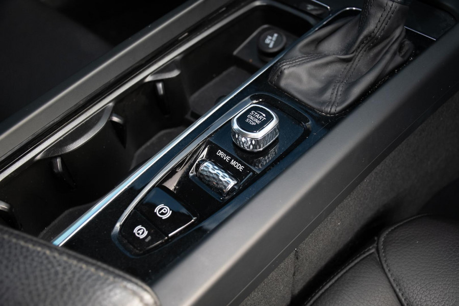 2019 MY20 Volvo S60 Z Series T5 Momentum Sedan