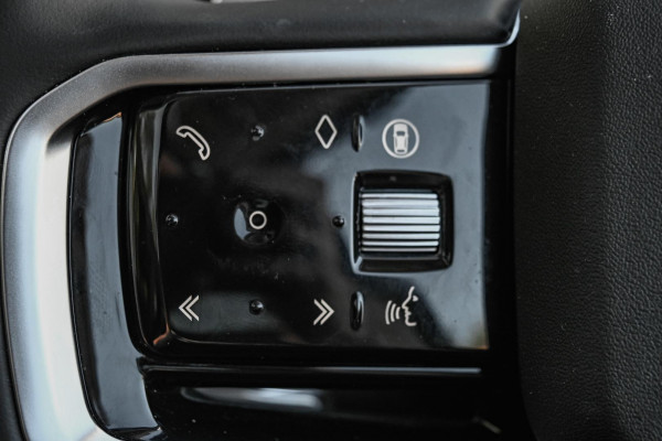 2024 MY25 Land Rover Discovery Sport L550 P200 S SUV image 18
