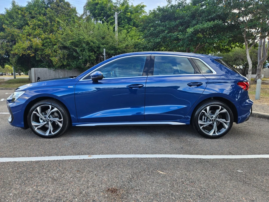 2025 Audi A3 GY TFSI 110kW S line Hatch Image 4