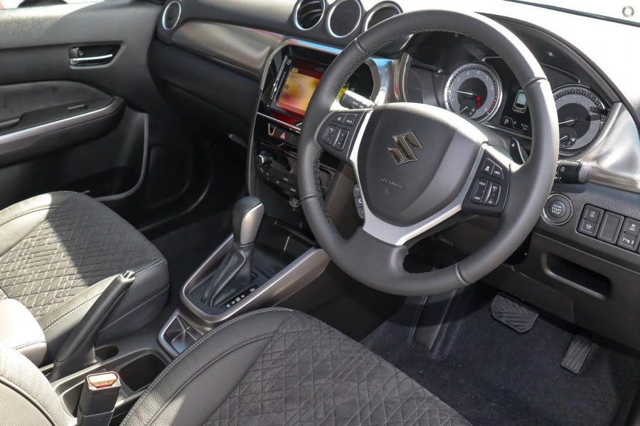 2023 Suzuki Vitara LY Series II Turbo SUV Image 7