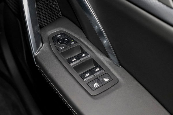 2026 BMW X1 U11 xDrive25e M Sport SUV image 17
