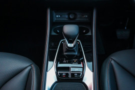 2025 MG HS AS33 Essence SUV