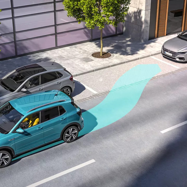 R-Line Package Park Assist Image