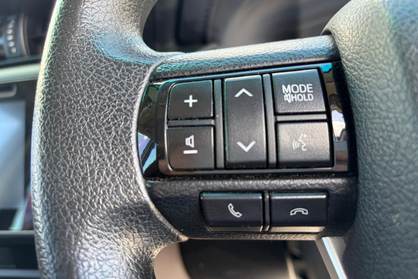 2017 Toyota Fortuner GUN156R GX SUV Image 18
