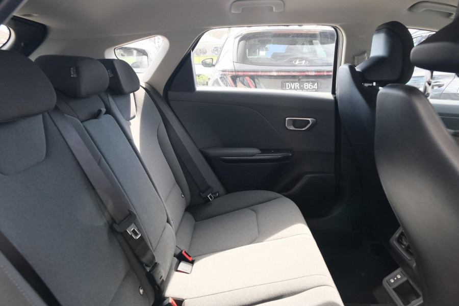 2025 MY26 Kia K4 CL4m S Hatch Image 8