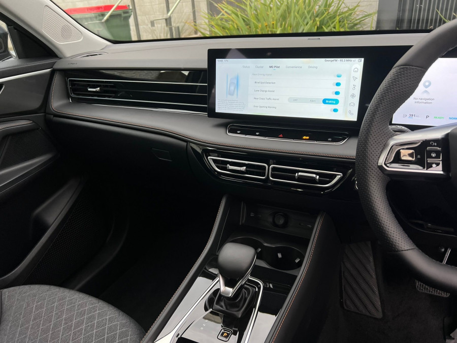 2026 MG HS Excite SUV Image 13