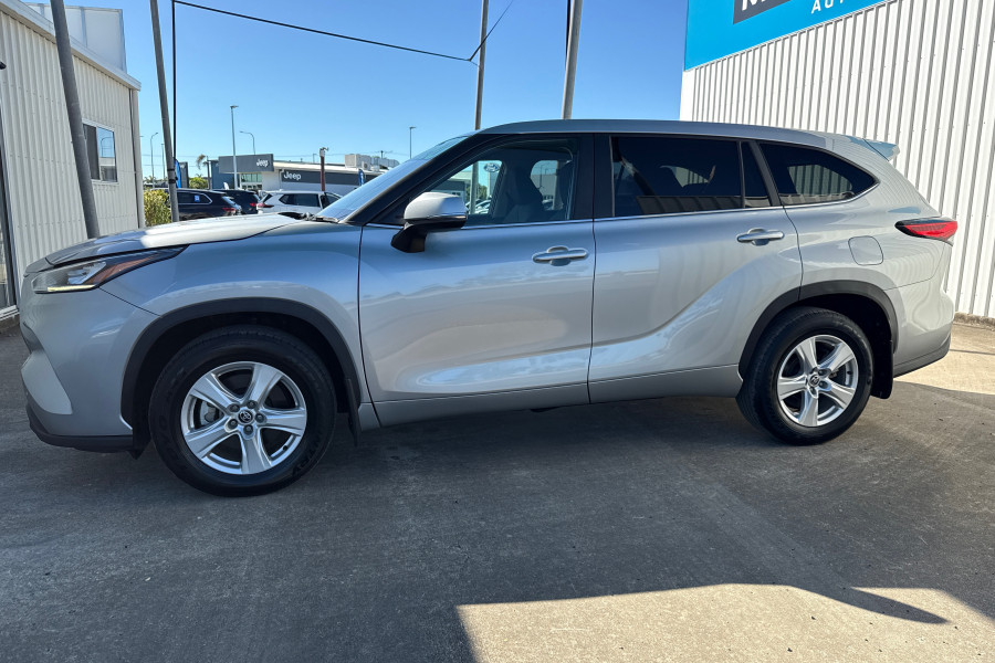 2023 Toyota Kluger TXUA75R (Petrol AWD) GX SUV Image 8