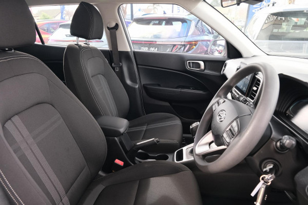 2023 Hyundai Venue QX.V5  SUV Image 13