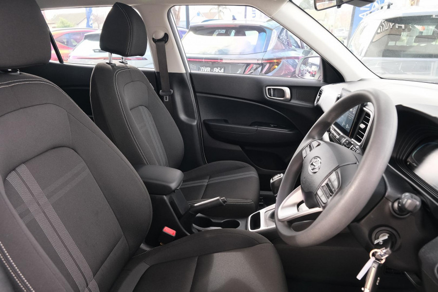 2023 Hyundai Venue QX.V5  SUV Image 13