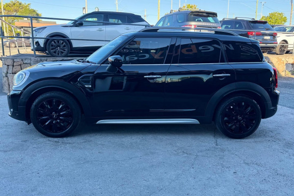 2021 MINI Countryman F60 LCI C Classic SUV Image 8