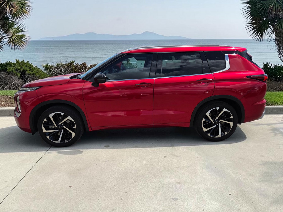 2022 MY22.5 Mitsubishi Outlander ZM Exceed SUV Image 4