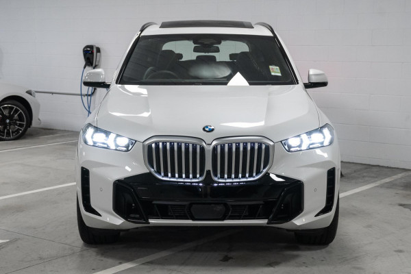 2025 BMW X5 G05 LCI xDrive30d M Sport SUV image 4