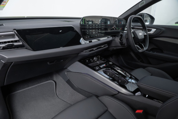 2025 Audi A5 B10 e-hybrid S-Line Wagon