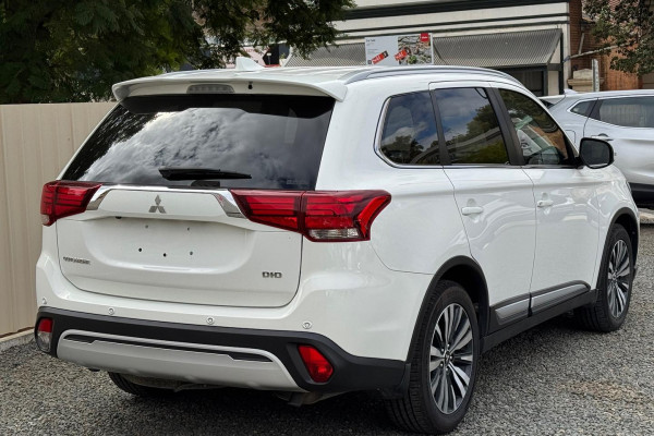 2020 MY21 Mitsubishi Outlander ZL LS SUV Image 6