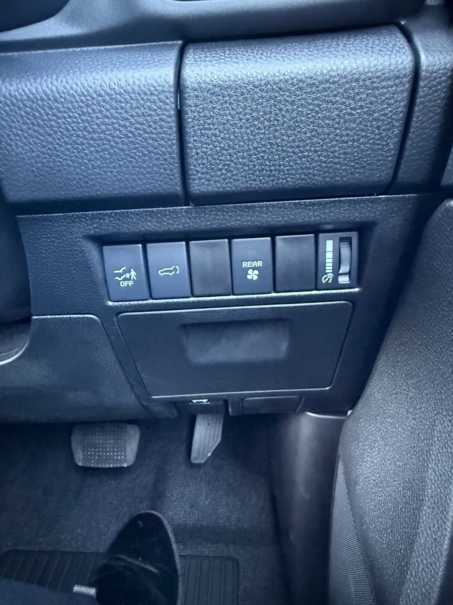 2025 MY25.5 Isuzu MU-X RJ LS-T SUV Image 18