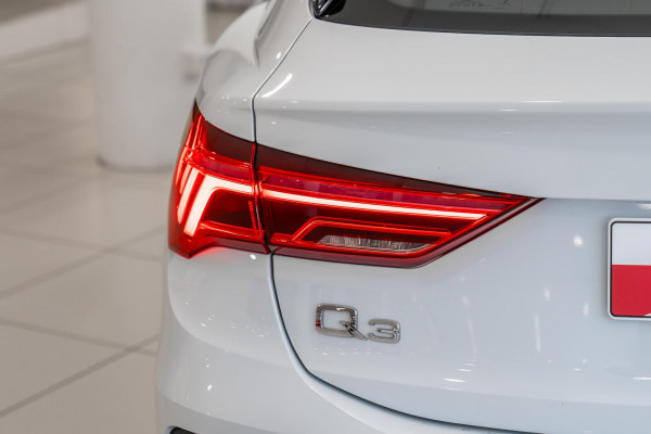 2021 MY22 Audi Q3 F3 35 TFSI S line SUV image 19