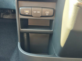 2024 MY25 Hyundai Staria Load US4.V3  Van image 19