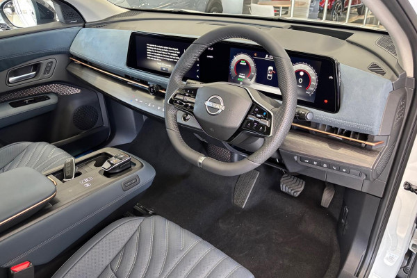 2025 Nissan Ariya FE0 Evolve SUV Image 17