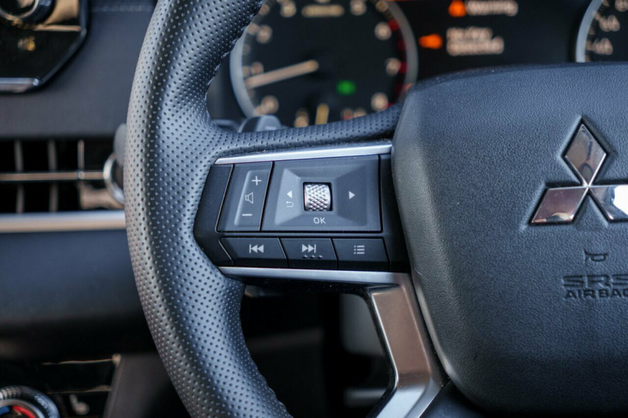 2023 MY24 Mitsubishi Outlander ZM Aspire SUV Image 12