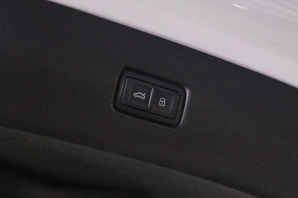 2026 MY25 Audi Q7 4M TFSI 185kW SUV image 17