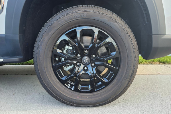 2026 MY25 LDV D90 SV9A Executive SUV Image 5