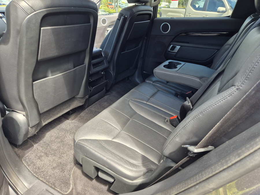 2017 Land Rover Discovery Series 5 SE SUV Image 20