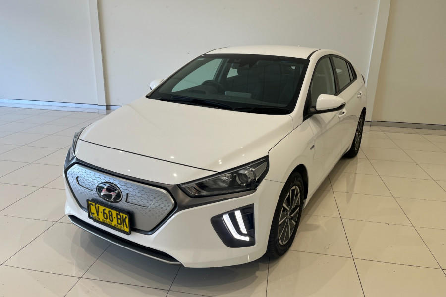2019 Hyundai IONIQ AE.2 Electric Elite Hatch Image 6