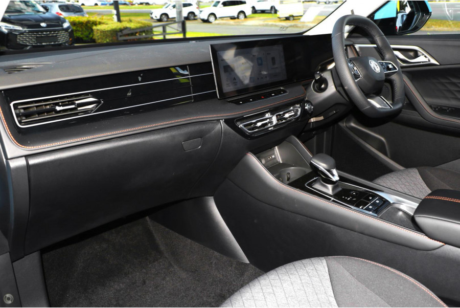 2024 MY24.5 MG HS AS33 Vibe SUV Image 7