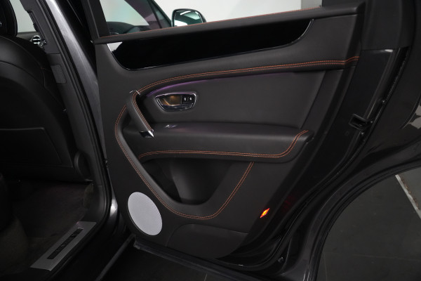 2020 Bentley Bentayga V8 SUV Image 50