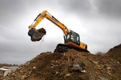 New JCB JS220 Tracked Excavator
