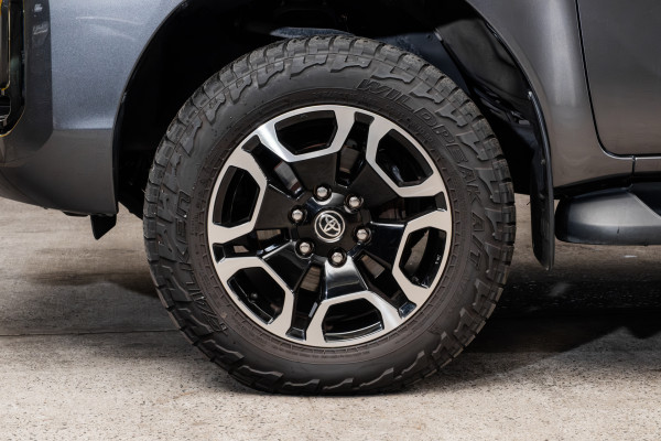 2022 Toyota HiLux GUN126R SR5 Ute image 21