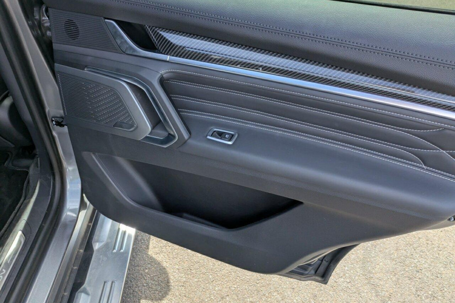 2024 MY25 LDV D90 SV9A Executive SUV Image 12