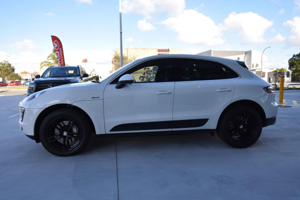 2015 MY16 Porsche Macan 95B S SUV Image 4