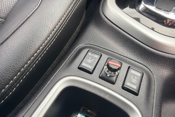 2018 Nissan Navara D23 Series 3 ST-X King Cab Pickup Image 24