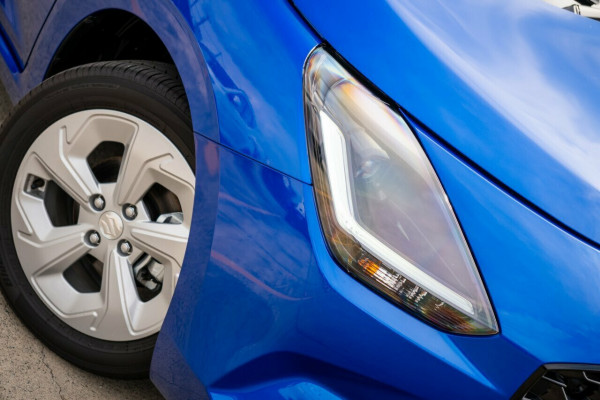 2026 Suzuki Swift UZ Hybrid Plus Hatch Image 6