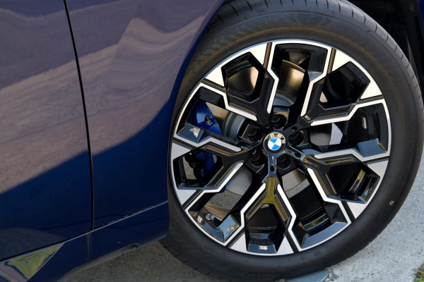 2026 BMW X3 G45 30e xDrive SUV image 29