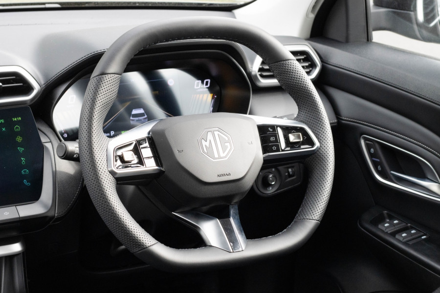2025 MG ZS ZS32 Essence Hybrid+ SUV Image 16